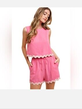 NWT Anniewear Pink Casual Shorts and Top Set